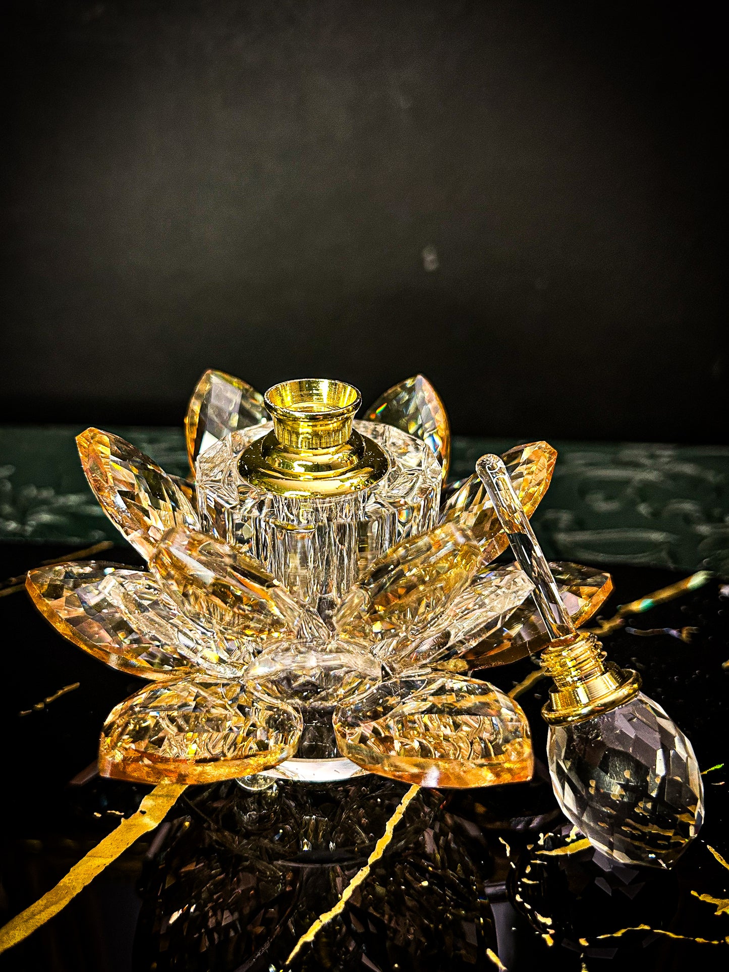 Bouteille de Parfum Lotus – Harmonie Cristalline