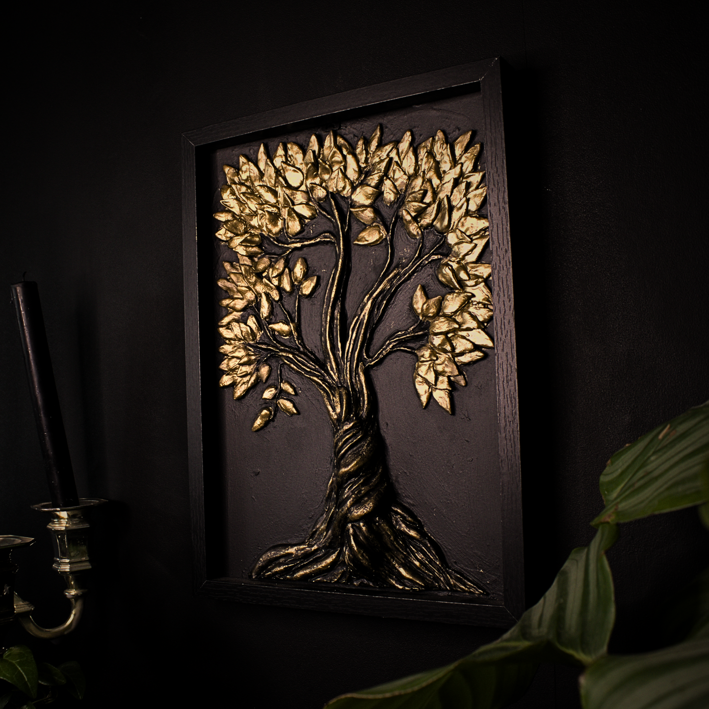 Tableau arbre aux feuilles d'or